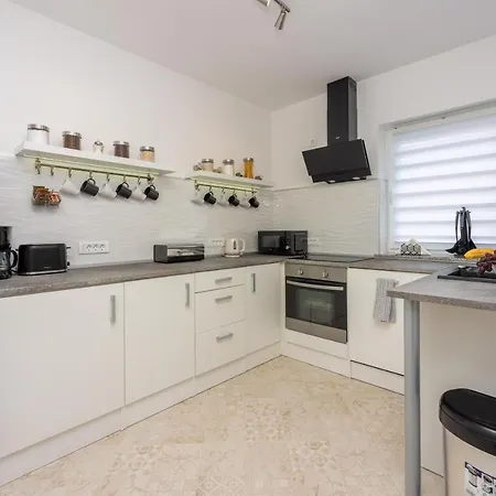 Ruza Villa