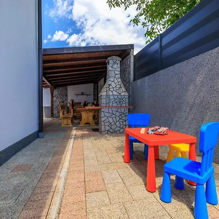 Ruza Villa *