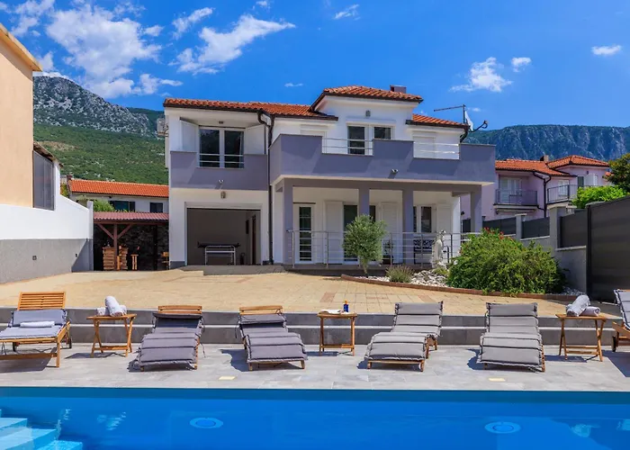 Villa Ruza